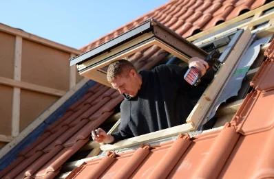 Pose de fenêtres de toit Velux à Diefmatten